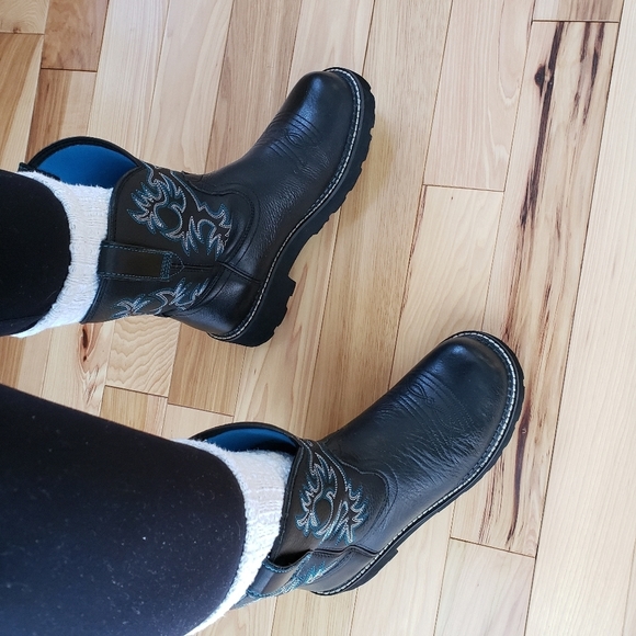 Ariat Fat Baby Cowgirl Boots Size 8.5B  Black Padding Made For Comfort New - Picture 9 of 16